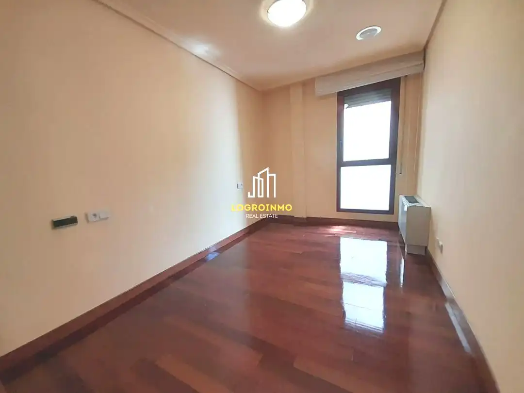 Piso con terraza en venta en Centro, imagen 16