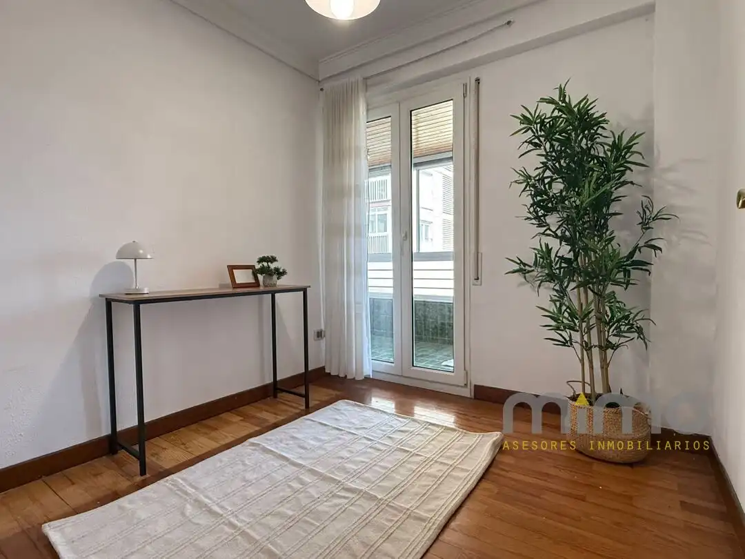 Bedroom of Flat for sale in Errenteria  with Storage room and Balcony
