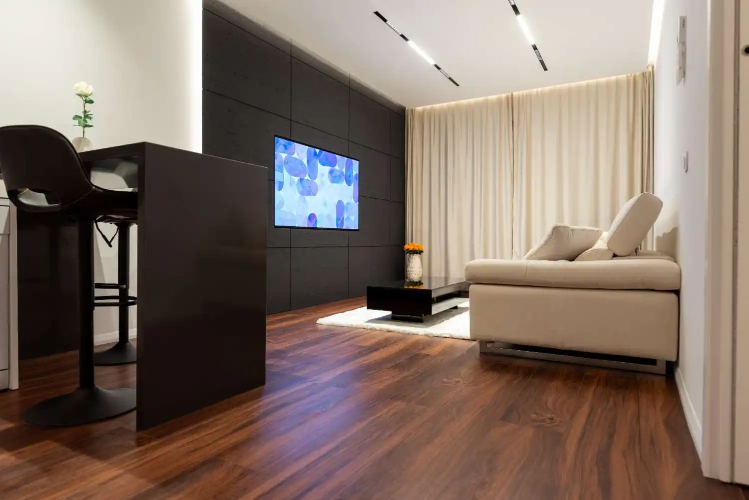Flat for rent in N/A, Martiricos - La Roca - La Rosaleda