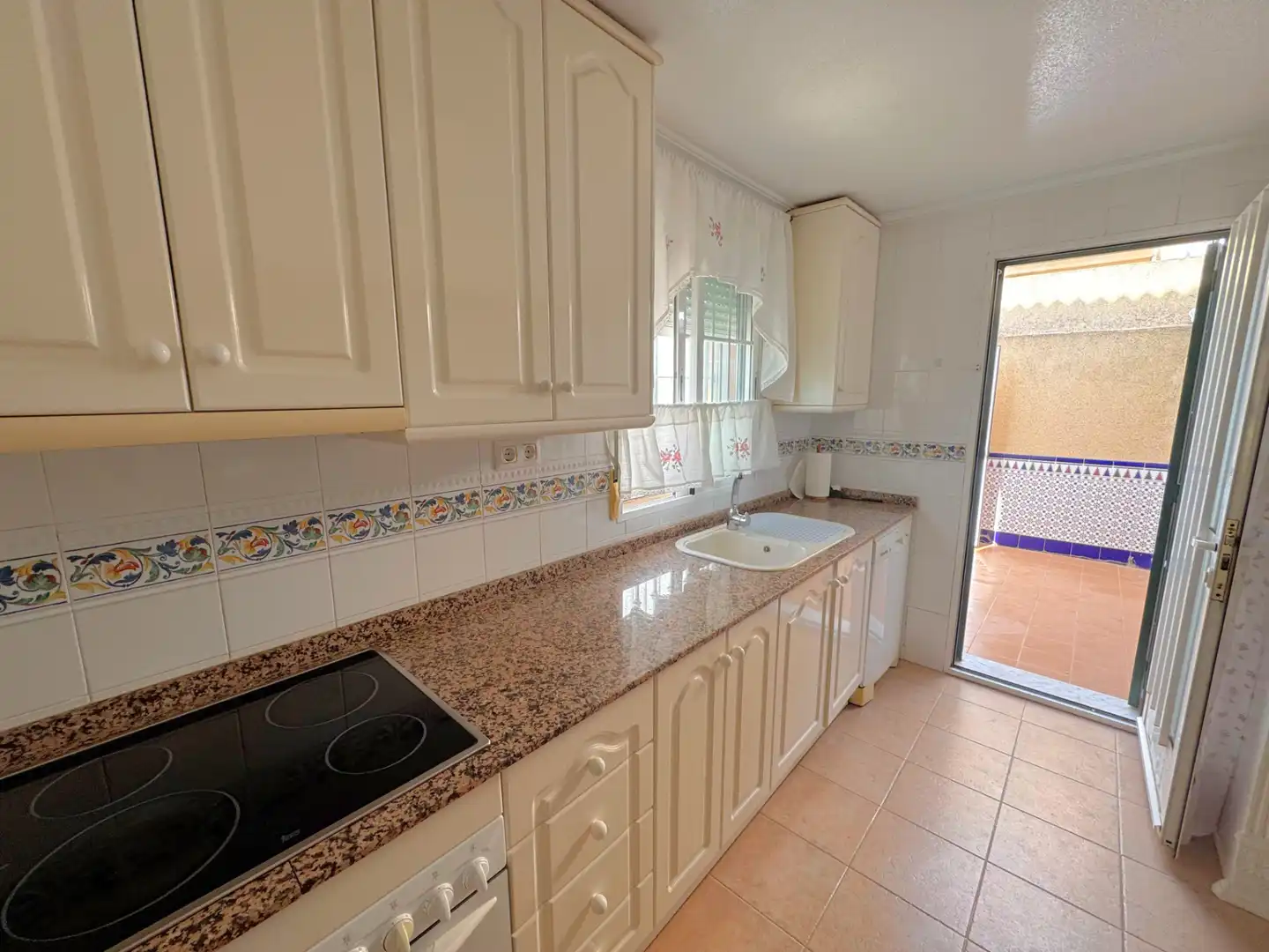 Cocina de Casa o chalet en venta en San Pedro del Pinatar con Aire acondicionado, Terraza y Amueblado