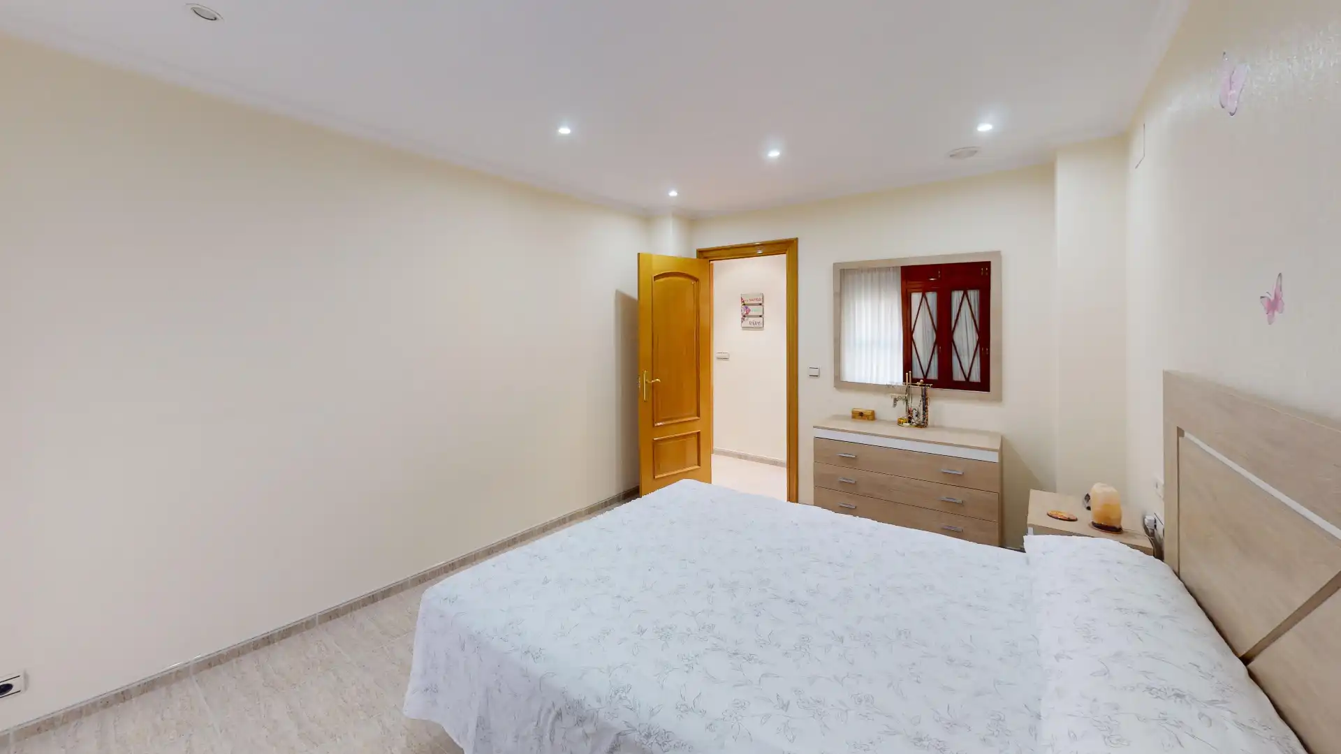 Habitación de Piso en venta en Elche / Elx con Aire acondicionado, Amueblado y Balcón