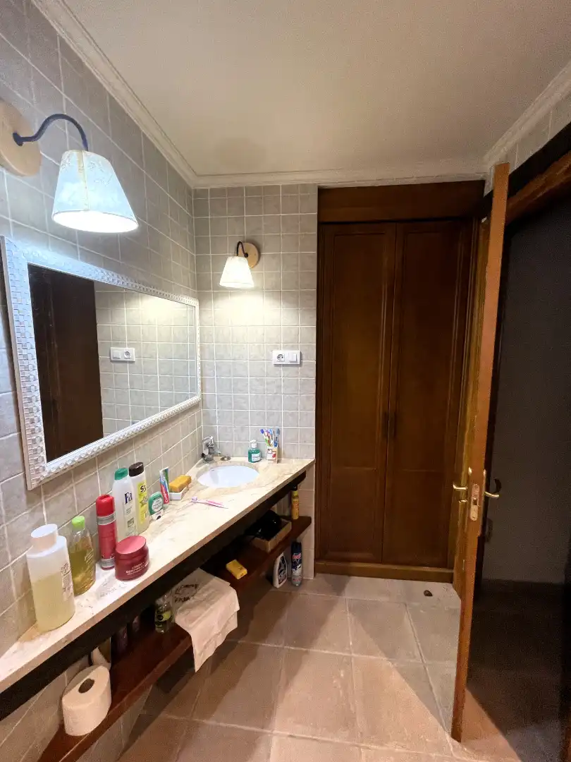 Bany de Finca rústica en venda en Mieres (Girona) amb Calefacció, Parquet i Terrassa