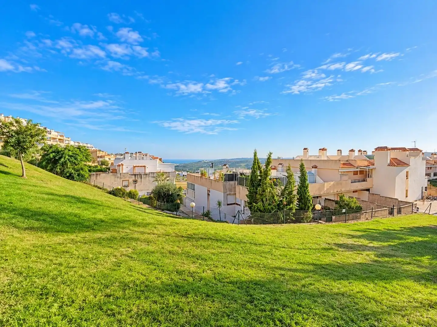 Exterior view of Flat for sale in Doña Julia Golf
