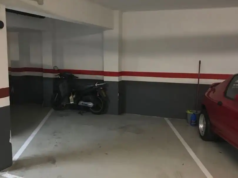 Parkplatz von Garage zur Miete in Barcelona