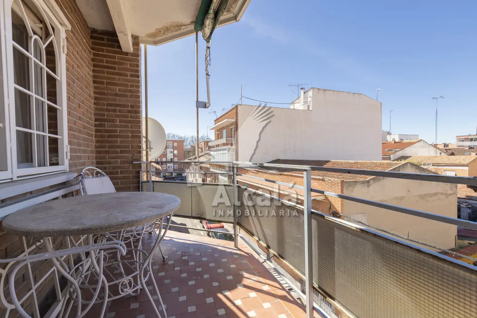 Terraza de Piso en venta en Alcalá de Henares con Calefacción y Terraza