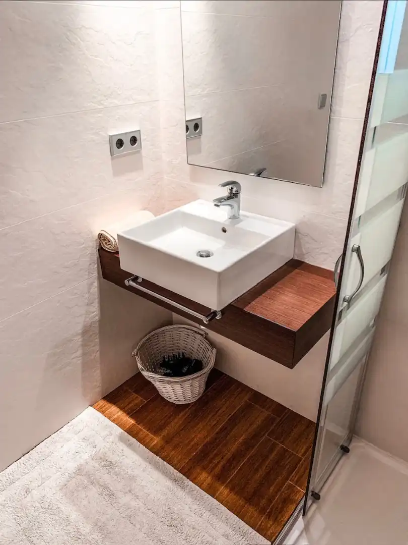 Badezimmer von Wohnung zum Verkauf in Eivissa mit Klimaanlage, Parkett und Terrasse