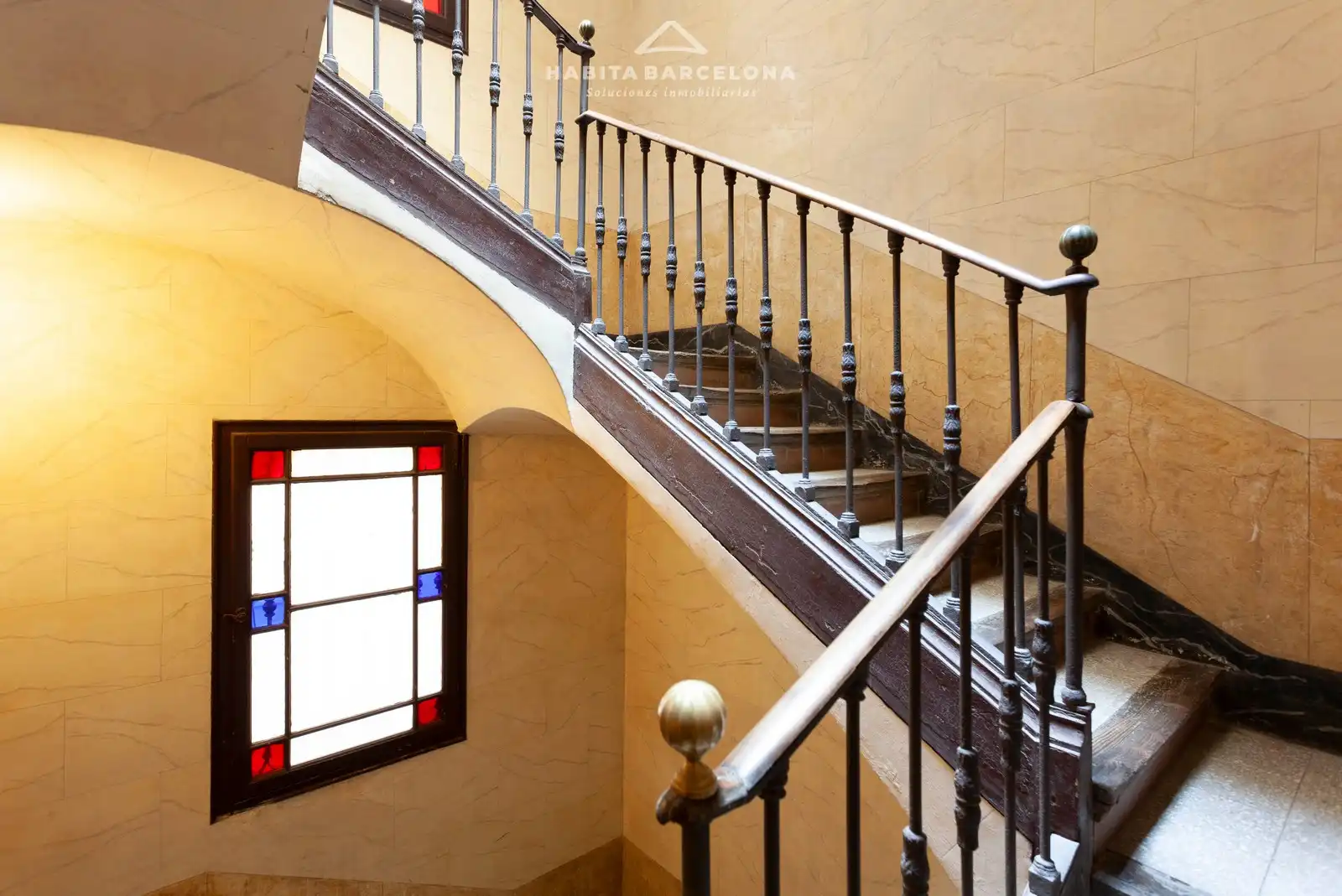 Appartamento con terrazza in vendita a Carrer dels Banys Nous, imagen 20