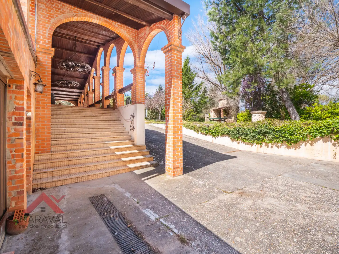 Casa o xalet en venda en Burgo de Osma - Ciudad de Osma amb Calefacció, Jardí privat i Terrassa