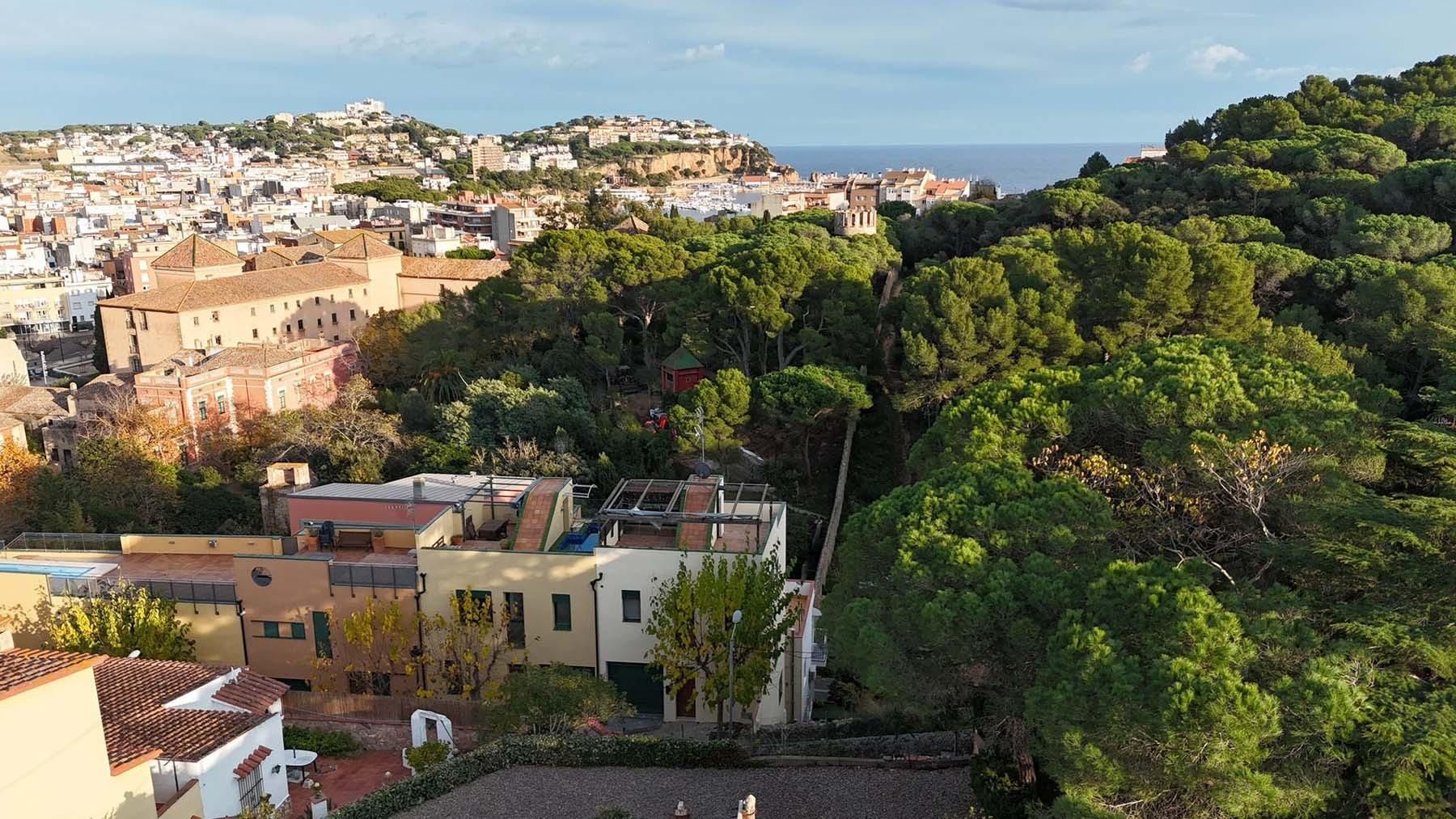 Vista exterior de Casa adosada en venta en Sant Feliu de Guíxols con Aire acondicionado, Calefacción y Parquet