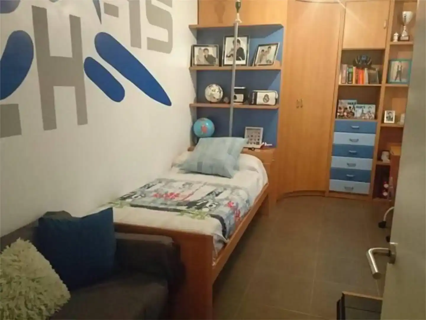 Dormitori de Dúplex de lloguer en Carboneras amb Aire condicionat, Piscina i Moblat