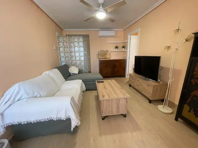 Wohnzimmer von Wohnung zur Miete in Alicante / Alacant mit Klimaanlage, Heizung und Möbliert