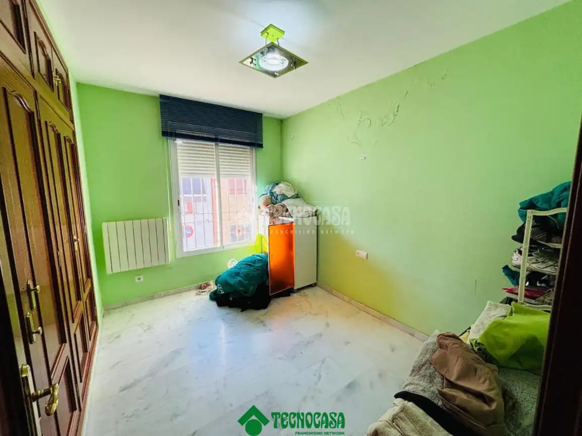 Habitación de Casa adosada en venta en Villafranca de Córdoba con Calefacción, Terraza y Balcón