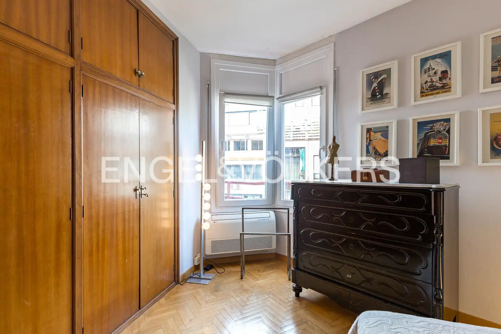 Habitación de Piso en venta en Barcelona con Calefacción, Parquet y Amueblado