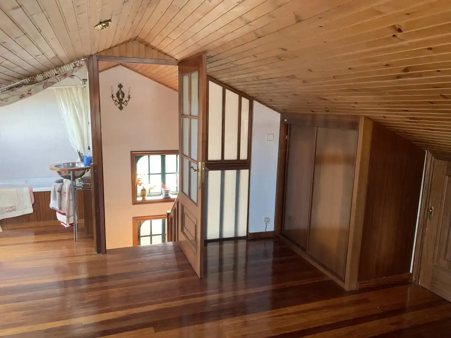 Casa o xalet en venda en O Grove   amb Jardí privat, Parquet i Traster