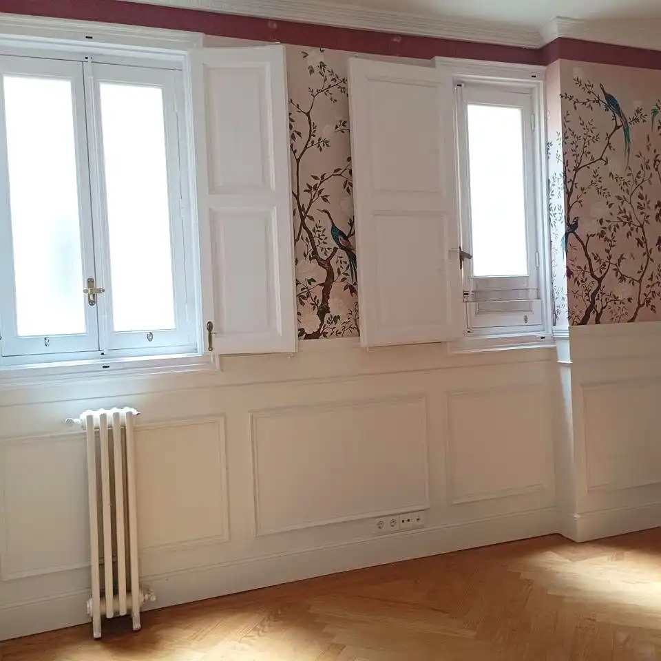 Schlafzimmer von Dachboden zur Miete in Madrid mit Klimaanlage, Heizung und Terrasse