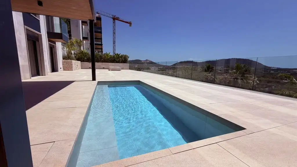 Piscina de Planta baja de alquiler en Calvià con Aire acondicionado, Calefacción y Terraza