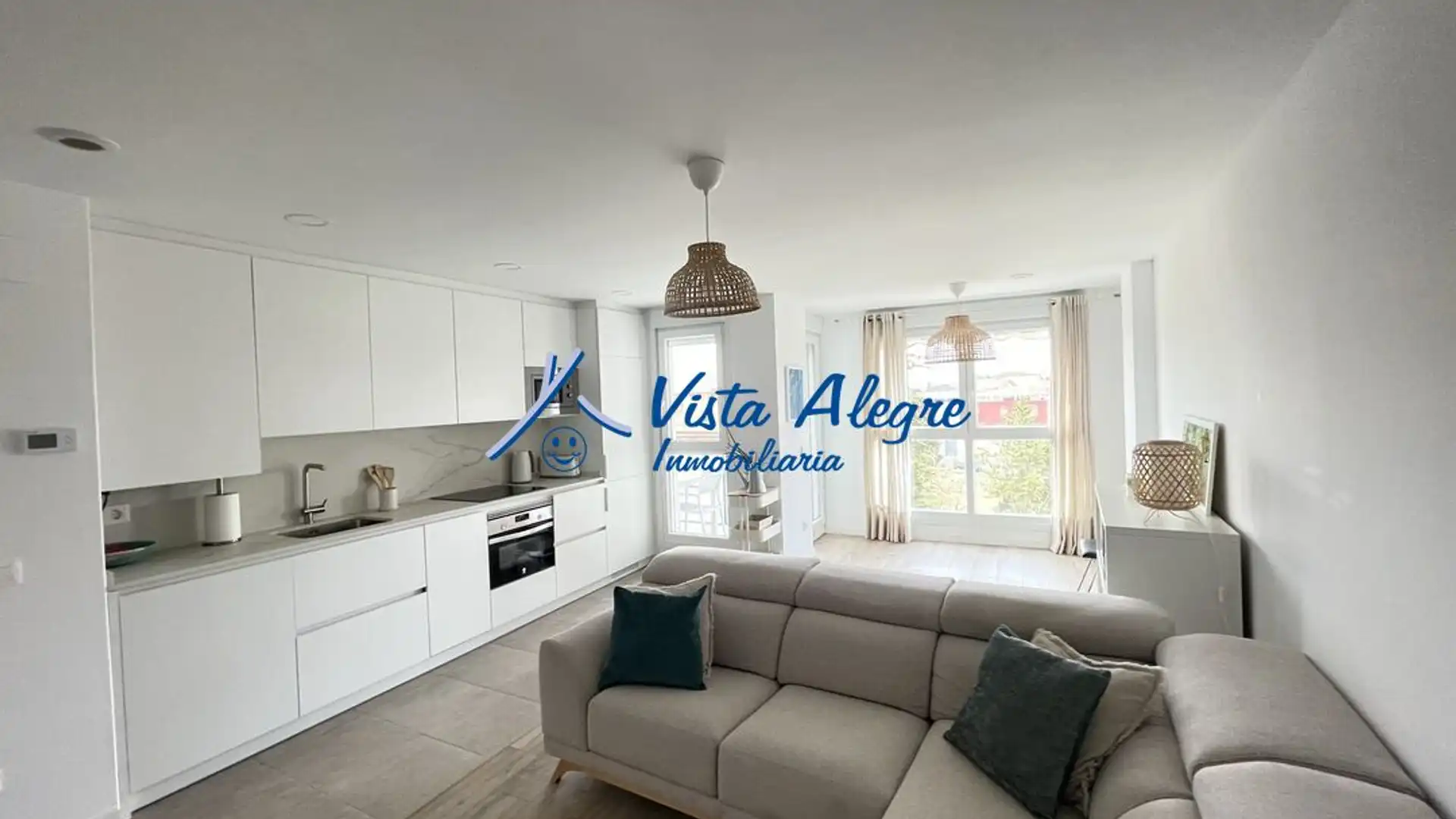 Sala d'estar de Pis en venda en Haro amb Calefacció, Jardí privat i Parquet