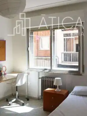 Habitación de Piso de alquiler en Castillejo de Martín Viejo con Calefacción, Terraza y Amueblado