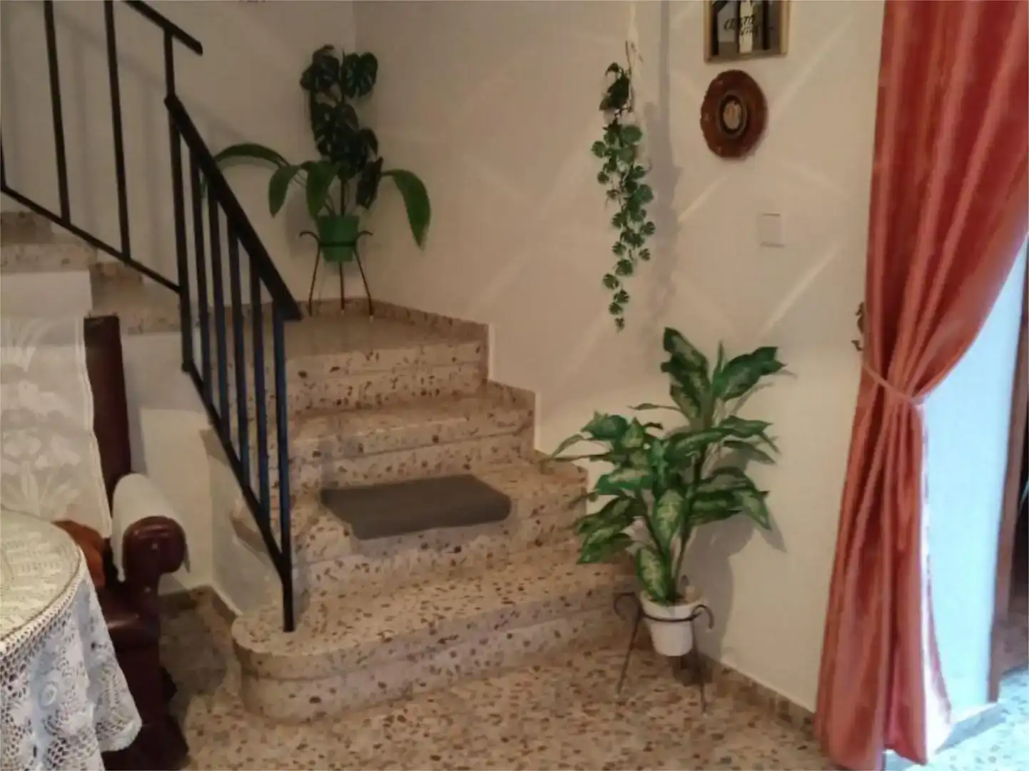 Casa adosada en venda en Castillo de Locubín amb Balcó
