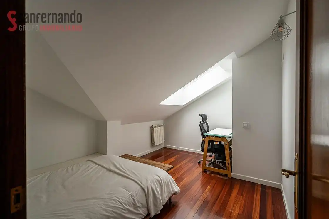 Bedroom of Duplexes for sale in Santander  with Heating and Balcony