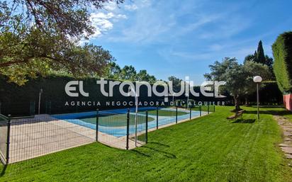 Piscina de Pis de lloguer en Boadilla del Monte amb Aire condicionat, Parquet i Piscina
