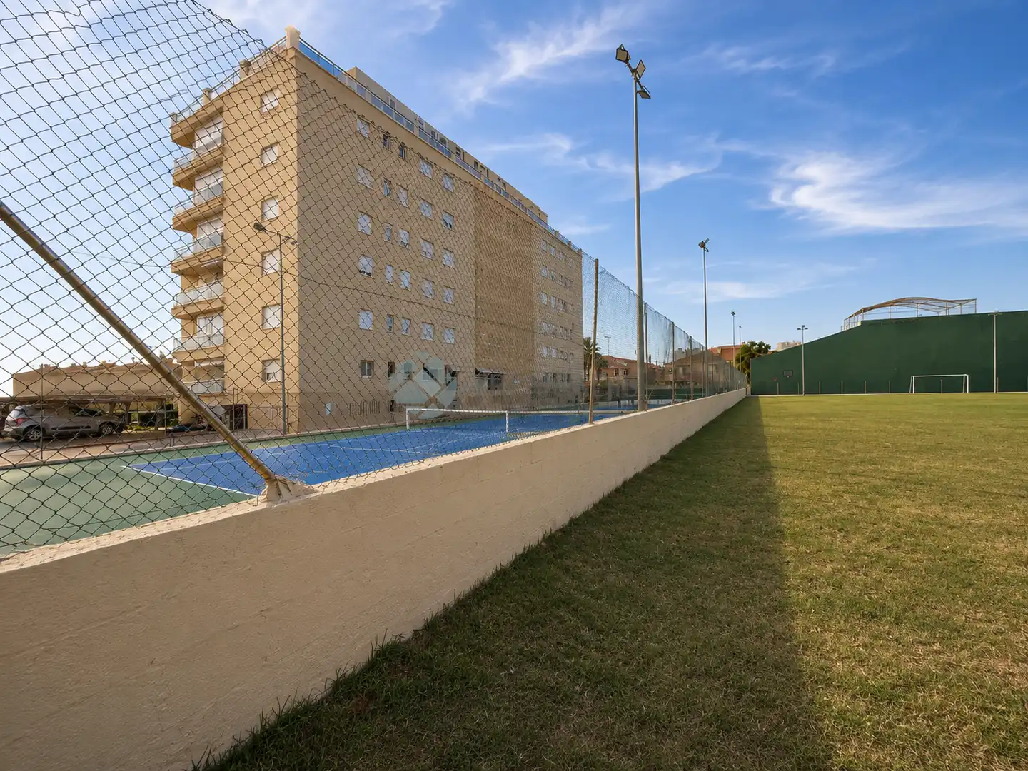 Piscina de Piso en venta en Valencia con Terraza, Piscina y Balcón