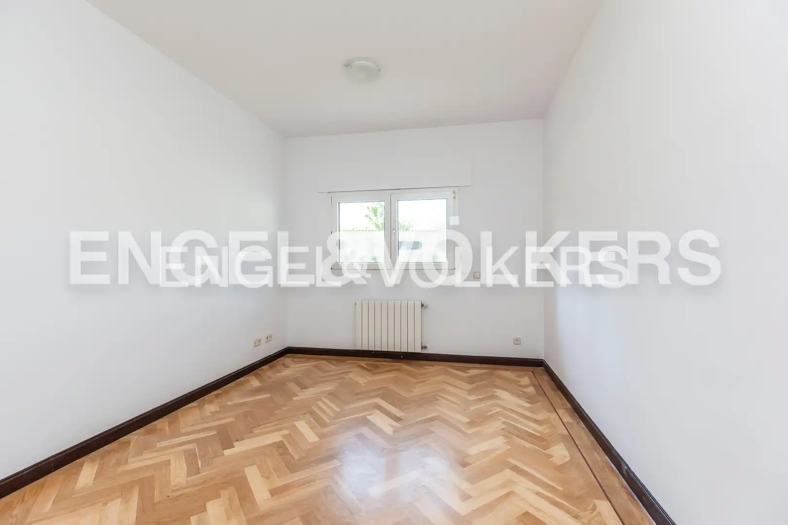 Habitación de Casa o chalet en venta en Madrid con Aire acondicionado, Calefacción y Jardín privado