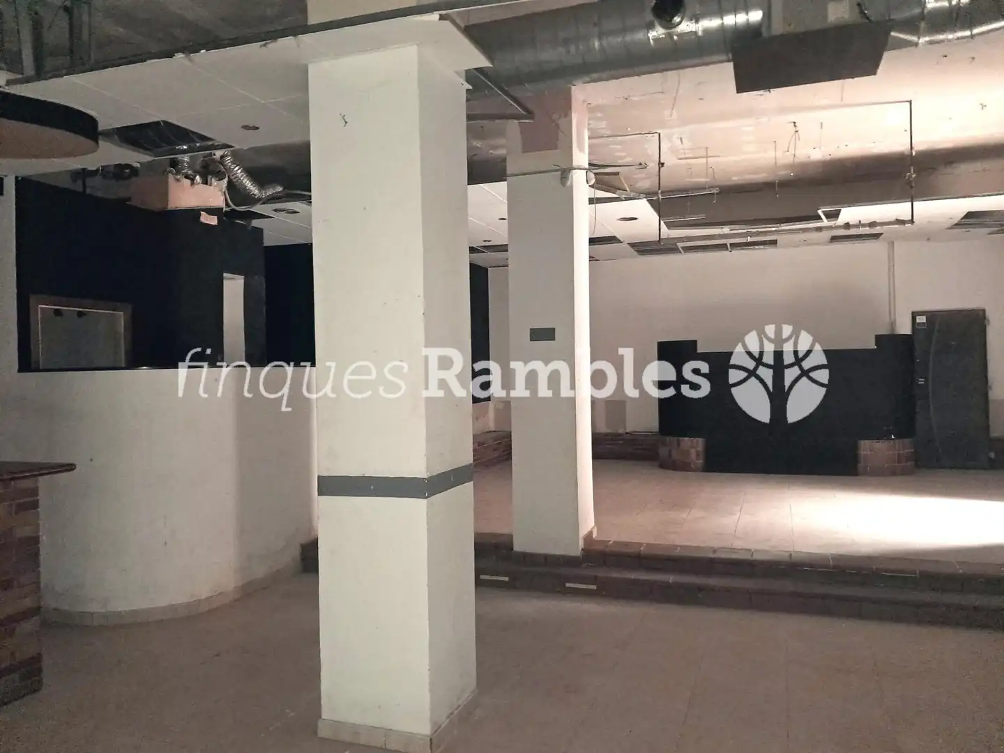 Local comercial en venta en Llevant, imagen 5