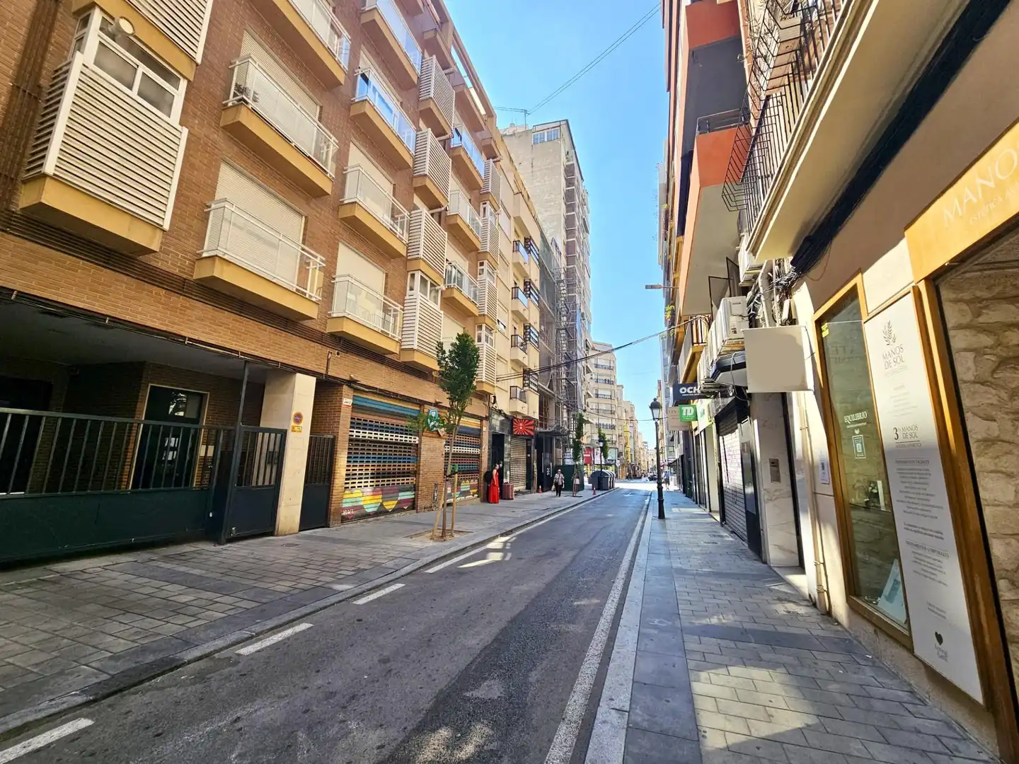 Vista exterior de Planta baja de alquiler en Alicante / Alacant