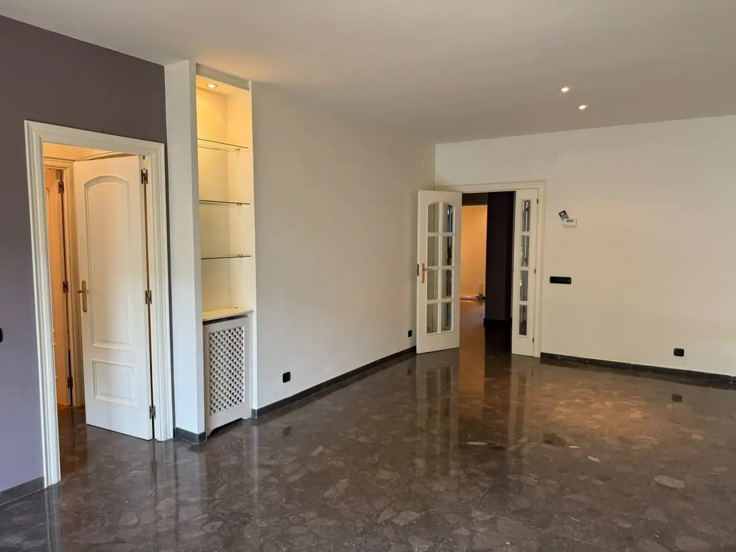 Piso de alquiler en Sant Cugat del Vallès con Calefacción, Terraza y Piscina