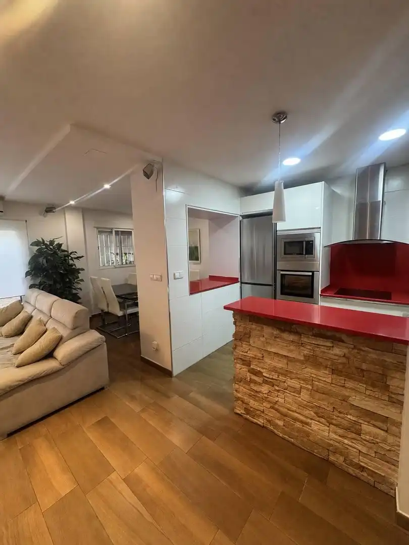 Cocina de Planta baja de alquiler en Valencia con Aire acondicionado y Amueblado