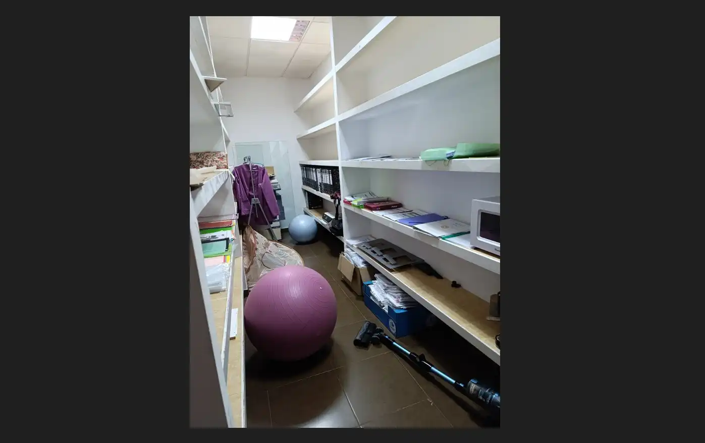 Commercial properties for sale in Zafra  with Air Conditioner, Furnished and Internet