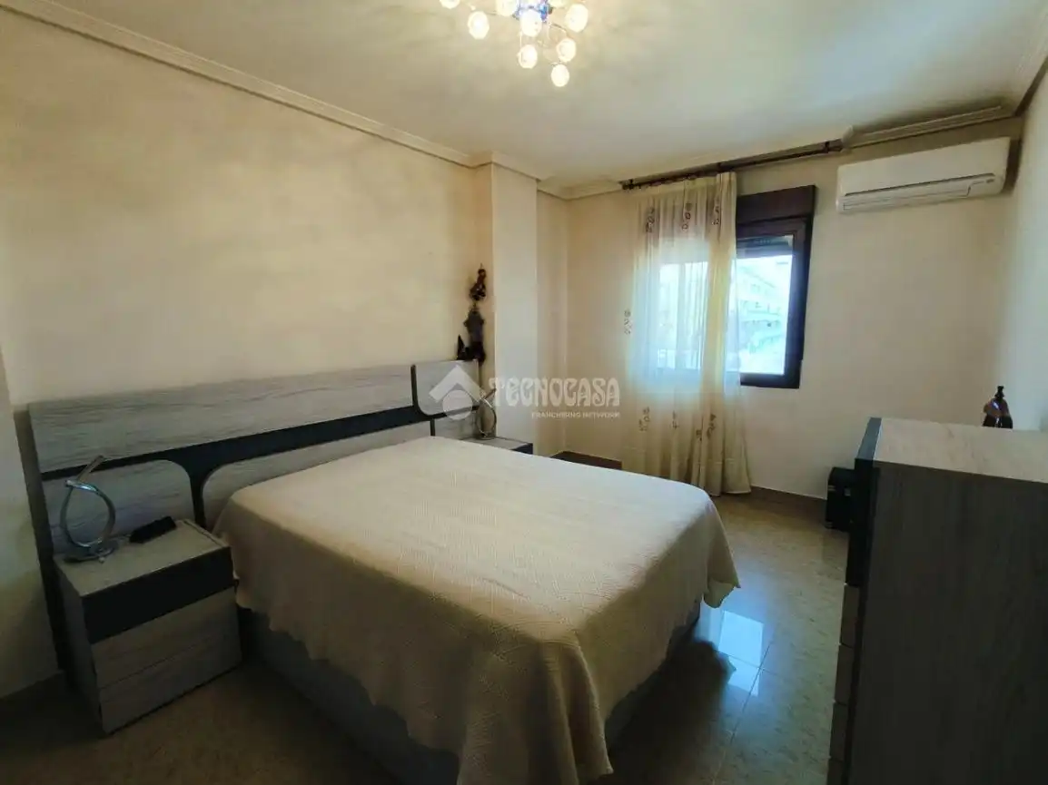 Casa aparellada en venda a Medina del Campo, imagen 35