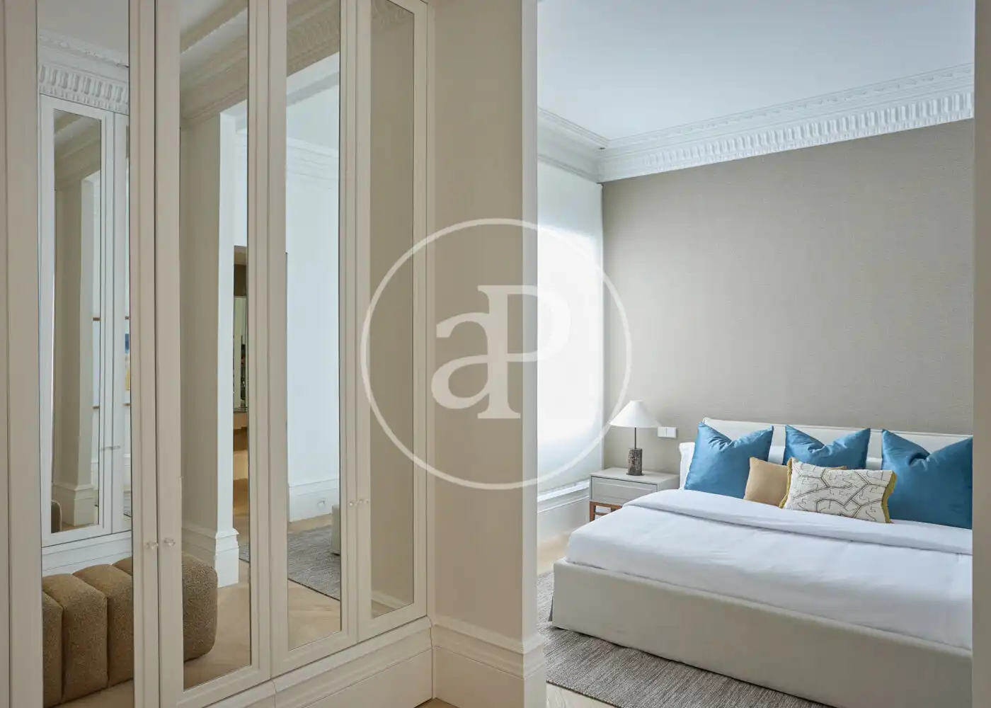 Bedroom of Flat for sale in Madrid  with Air Conditioner, Heating and Balcony