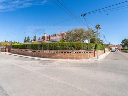 Vista exterior de Casa o xalet en venda en Mont-roig del Camp amb Aire condicionat, Calefacció i Terrassa