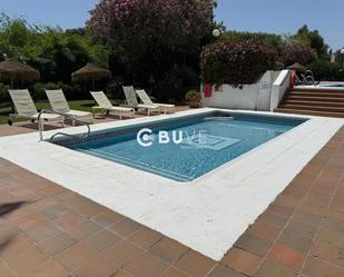 Swimming pool of Duplex for sale in Sotogrande  with Air Conditioner, Heating and Terrace