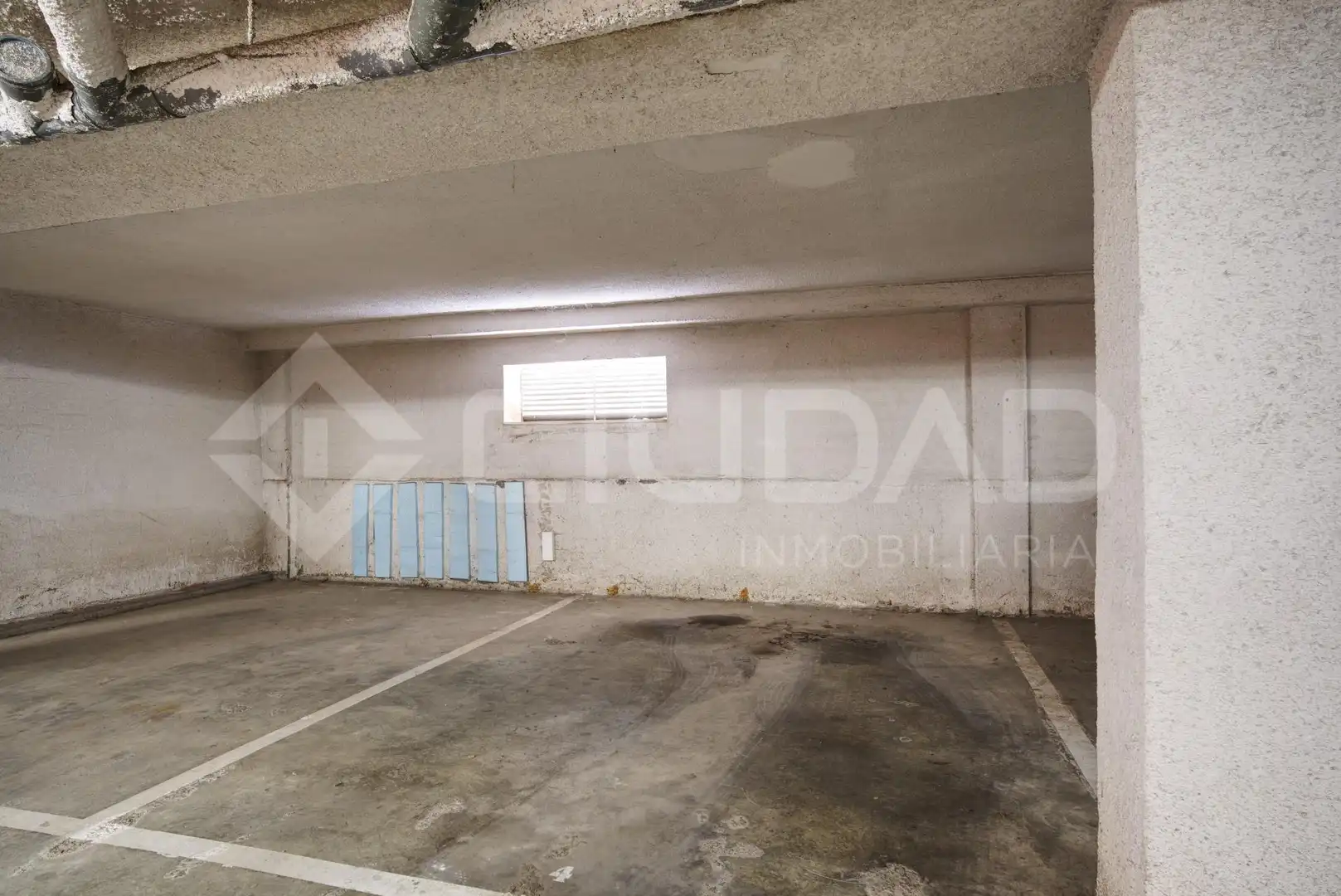 Aparcament de Pis en venda en Coria del Río amb Traster
