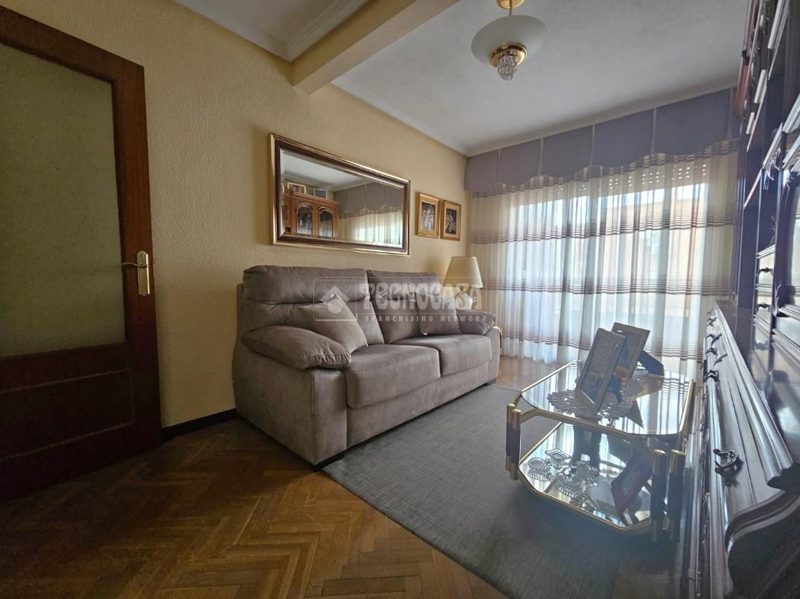 Sala d'estar de Pis en venda en Getafe amb Aire condicionat, Calefacció i Parquet