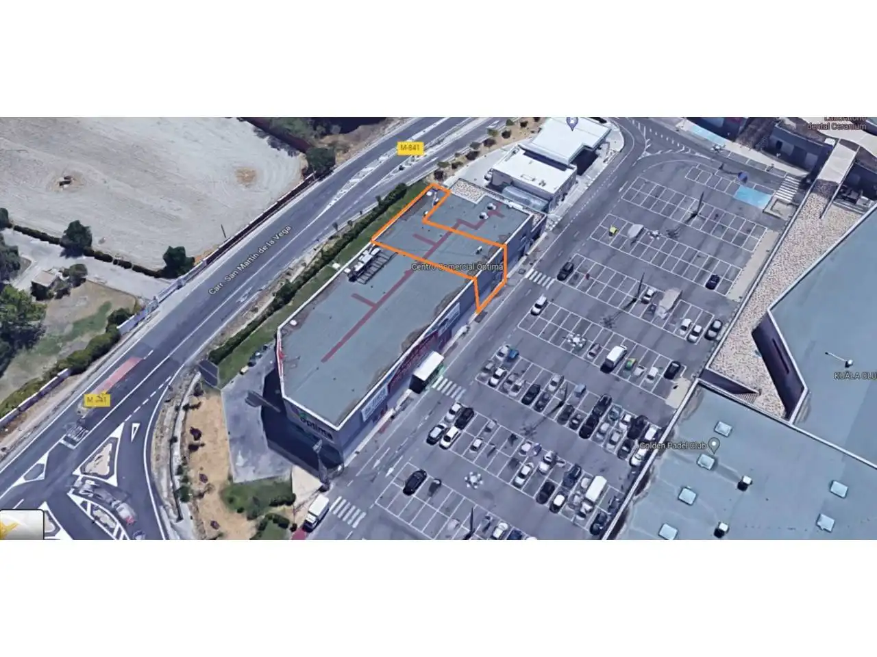 Exterior view of Commercial properties for rent in Pinto  with Alarm
