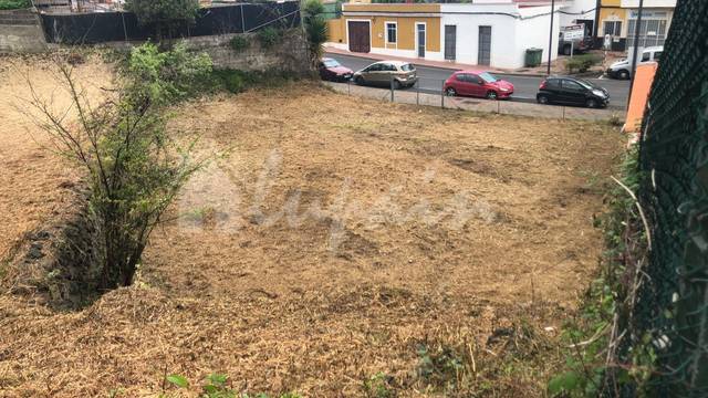 Terreno residencial en Venta en Santiago del Teide pueblo
