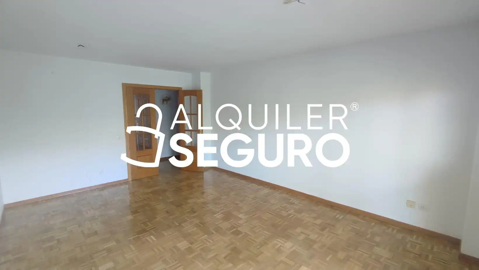 Bedroom of Flat for rent in Tres Cantos  with Heating