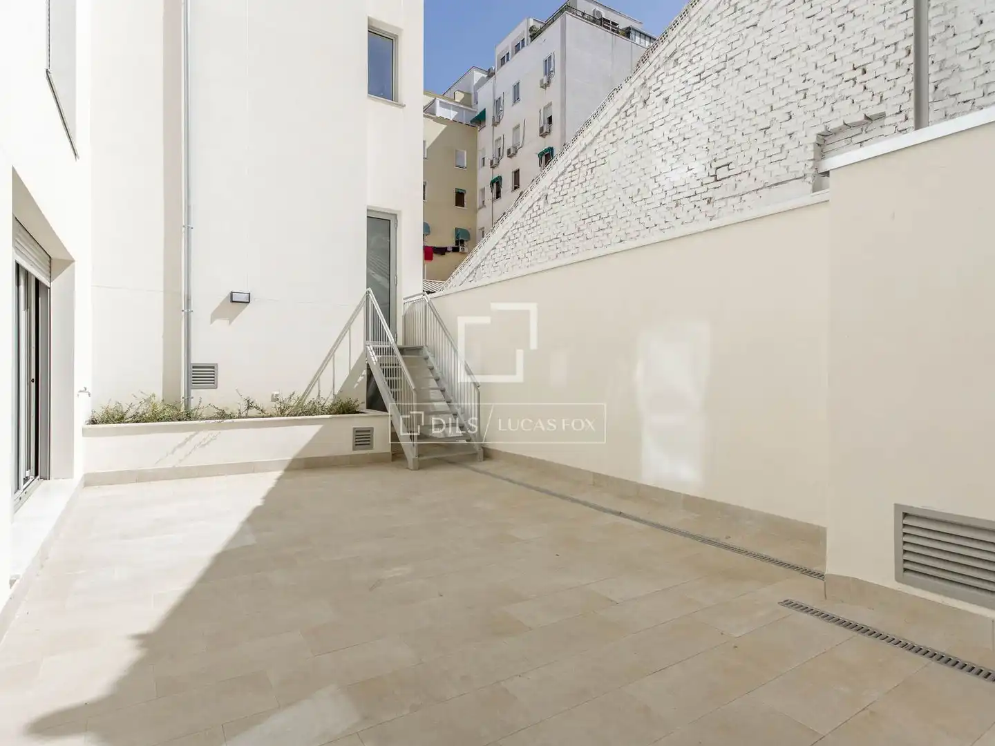 Terrace of Flat for rent in Madrid  with Air Conditioner, Heating and Parquet flooring