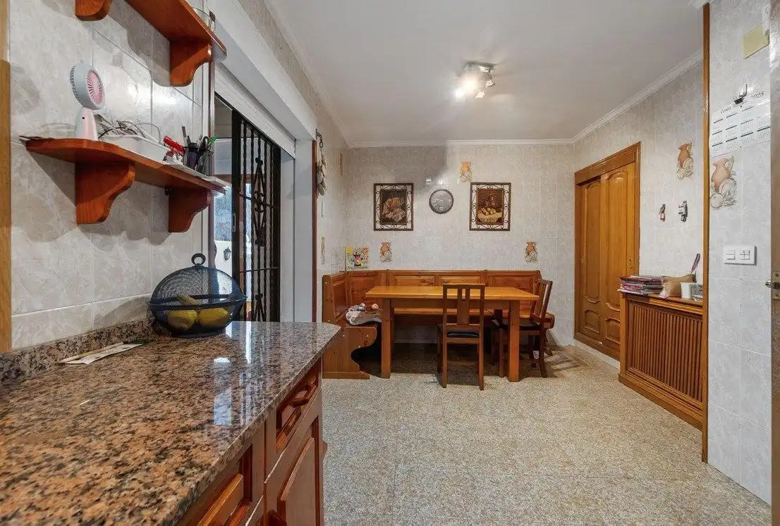Chalet con piscina en venta en Los Balcones - Los Altos, imagen 9