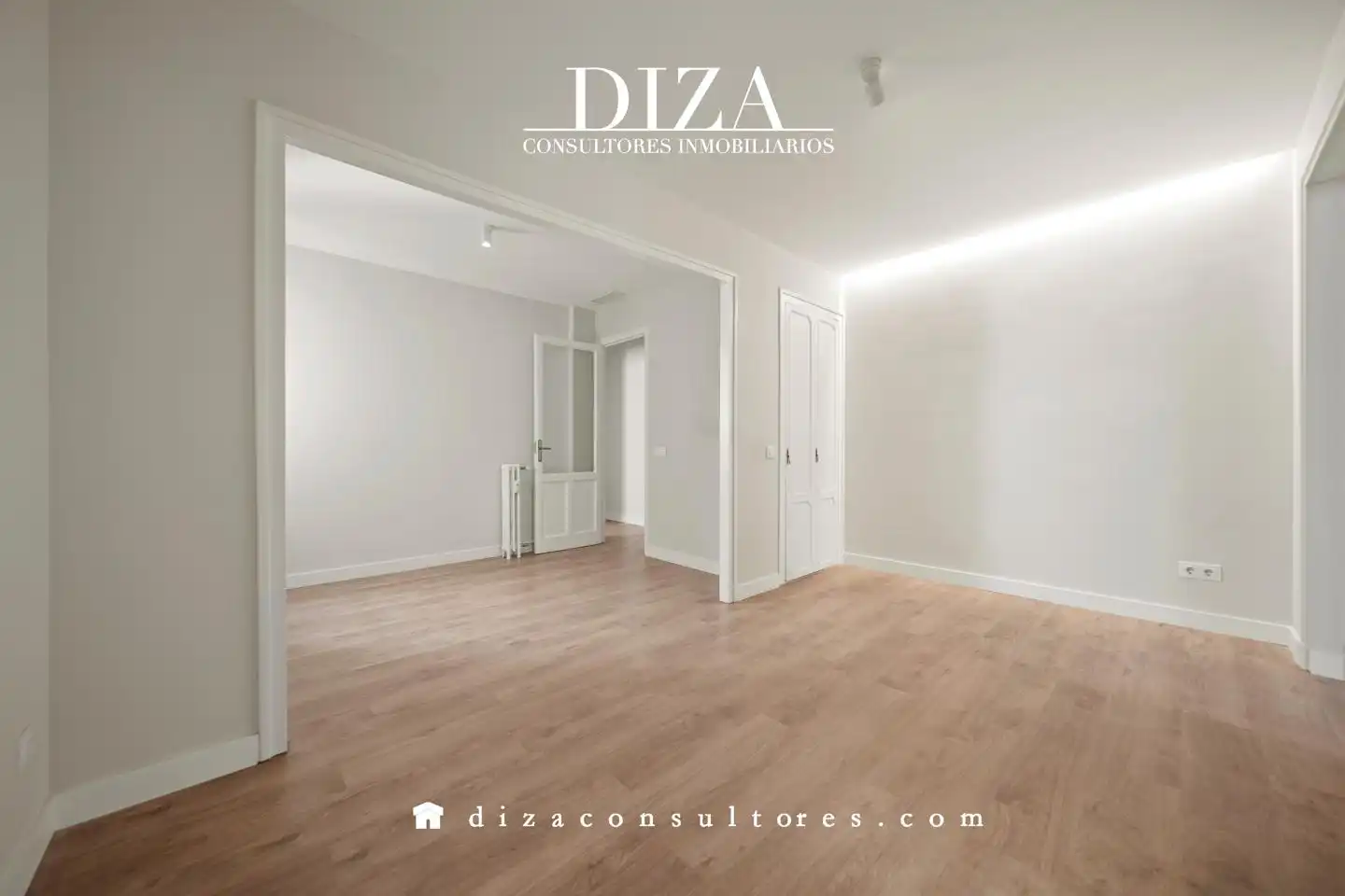 Bedroom of Flat for rent in Madrid  with Air Conditioner and Heating