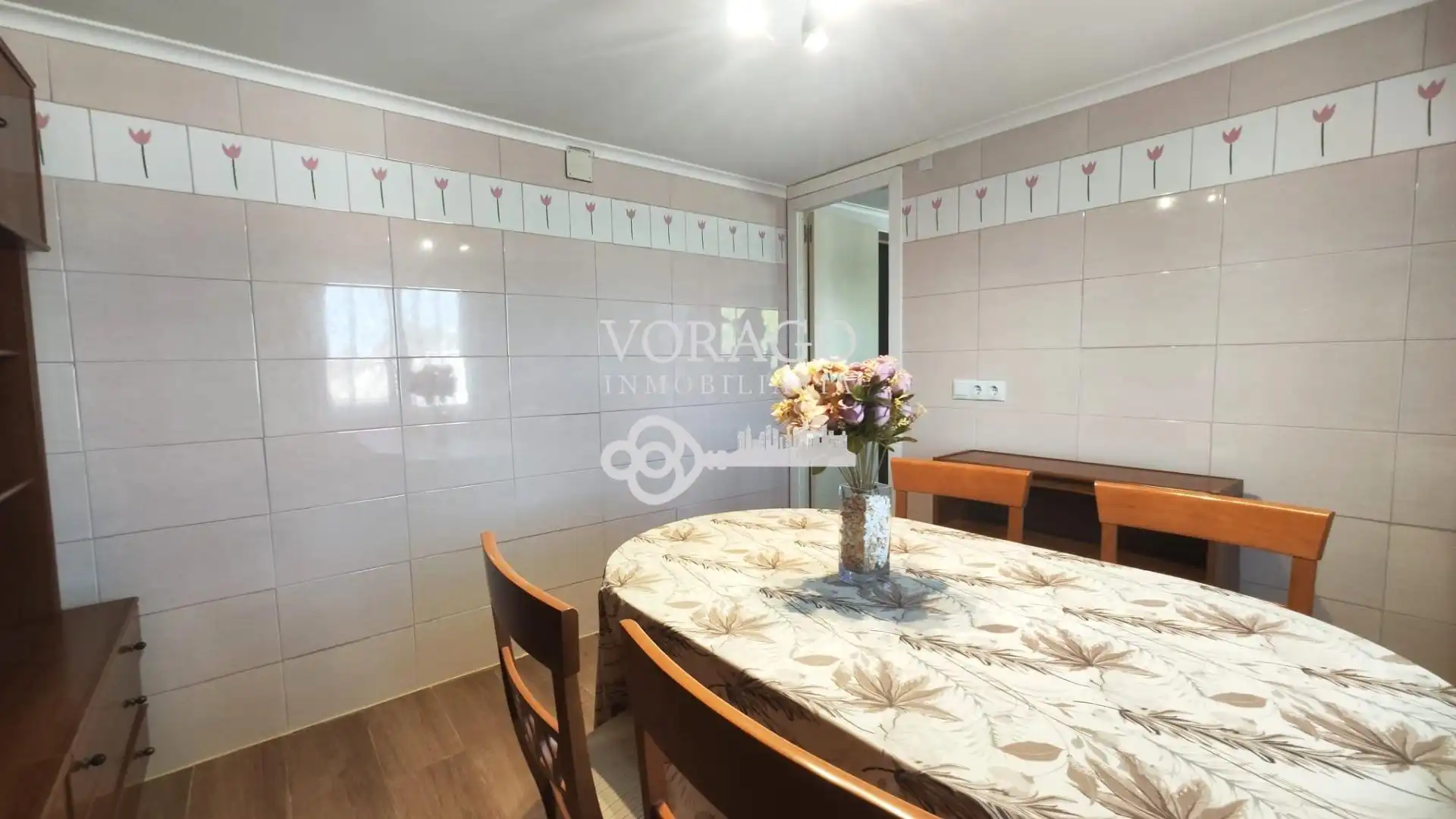Cocina de Casa o chalet en venta en Torrejón del Rey con Aire acondicionado, Calefacción y Jardín privado
