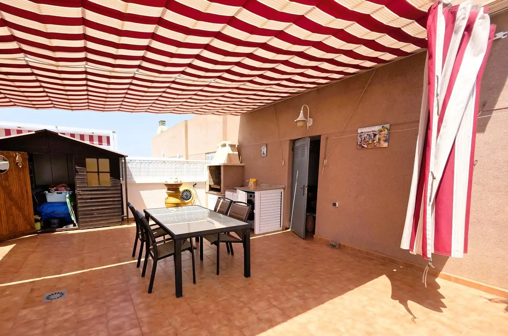 Terrasse von Dachboden zum Verkauf in Santa Pola mit Klimaanlage, Terrasse und Abstellraum