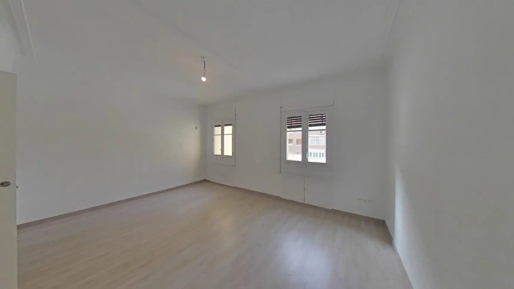 Sala d'estar de Pis en venda en Madrid amb Traster