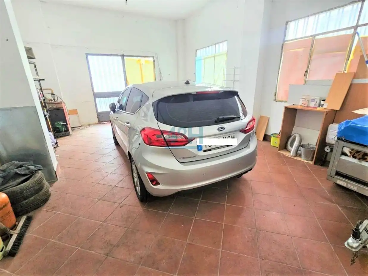 Parking of Detached homes for sale in Ourense Capital   with Heating
