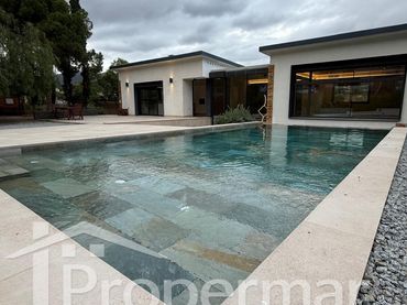 Casa con piscina in vendita a Tiana