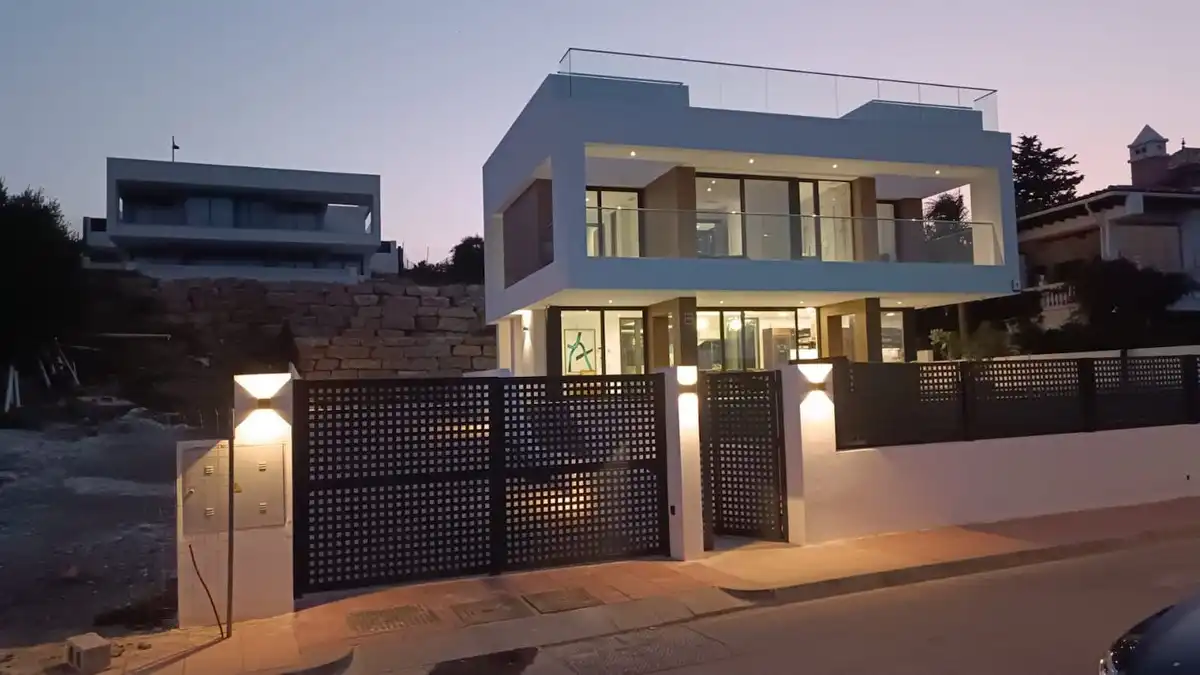 Casa amb piscina en venda a Costa Natura